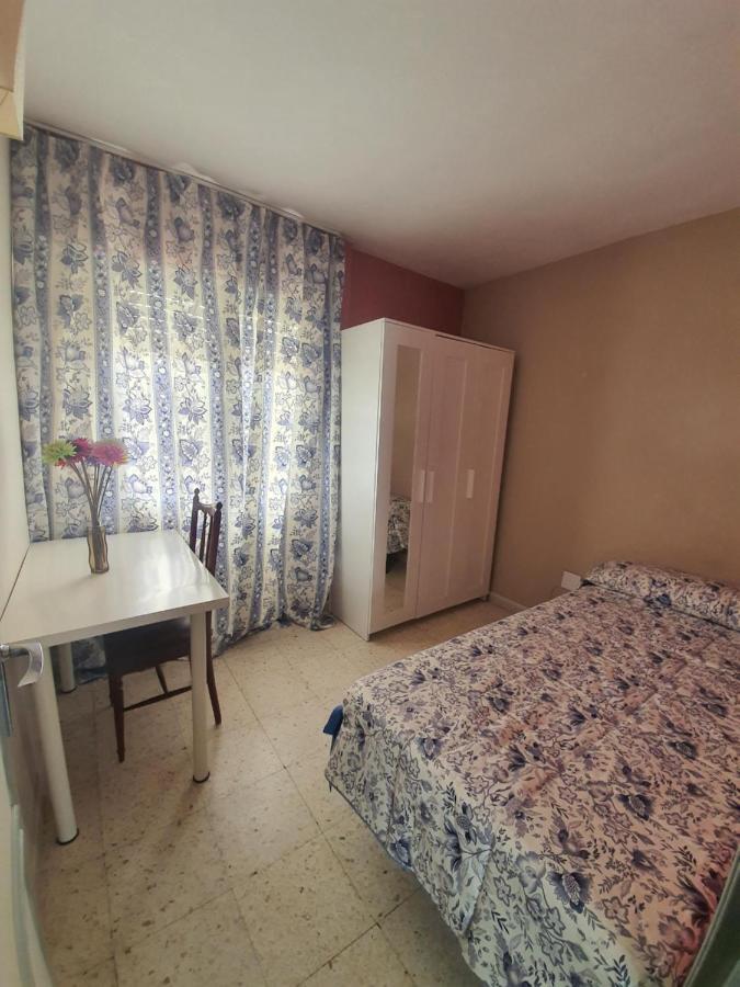 Apartament Amplio Apartamento En El Centro De Triana Sewilla Zewnętrze zdjęcie